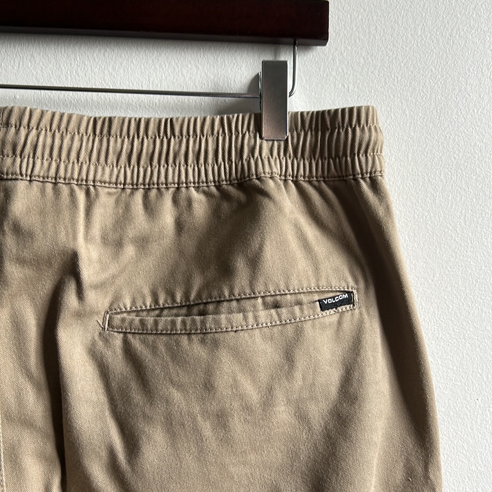 Volcom Khaki Joggers XL